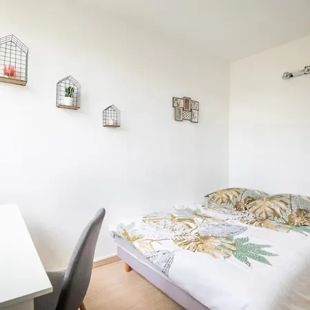 Appartamento Logement Cosy, Lumineux, Balcon Et Vue Sur Parc *